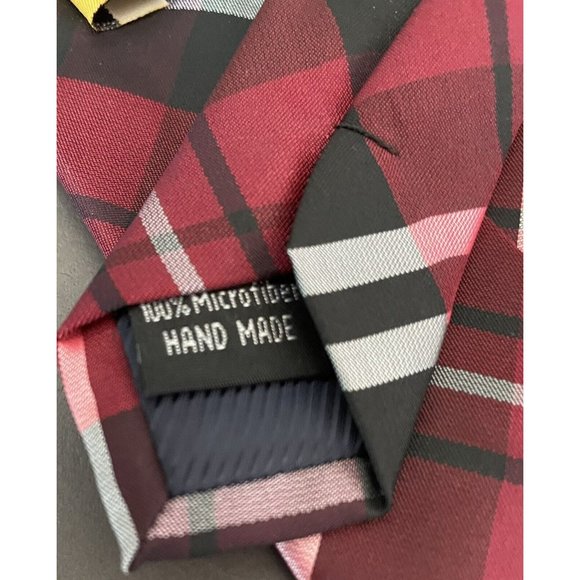 Oliver George Tie 3.5" x 60" Red Black Gray Striped Microfiber - Picture 4 of 4